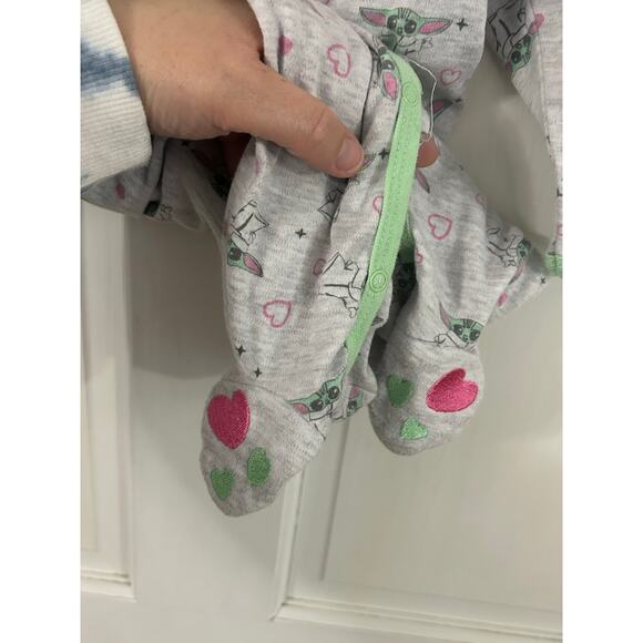Star Wars 18 Month Footed Pajamas Girls Set of 2 - Picture 4 of 10